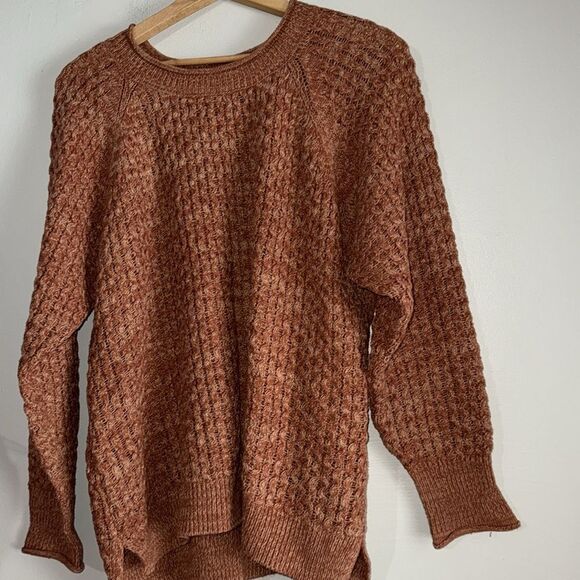 Time and Tru Women's Textured Hi-Lo Sweater, Midweight - Picture 3 of 8
